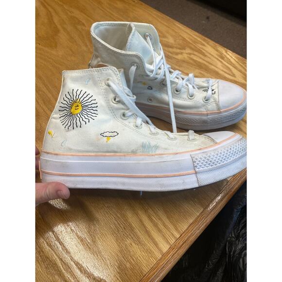 Converse Chuck Taylor All Star Athletic Shoes Women's 8 White Hi Top Sneaker S20 - Picture 2 of 8